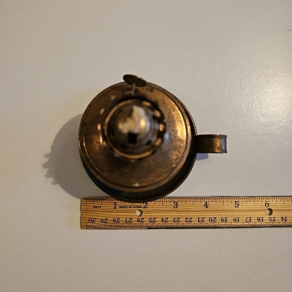 Vintage Brass Oil Lamp - Wick Included - Picture 6 of 6